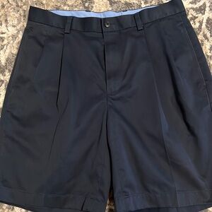Brooks brothers men’s shorts size 32